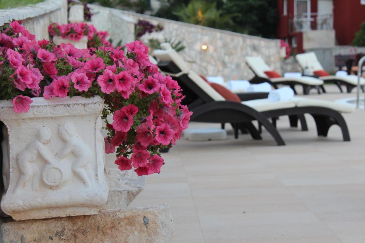 Monte Aria Panorama Suites Herceg Novi Exteriör bild