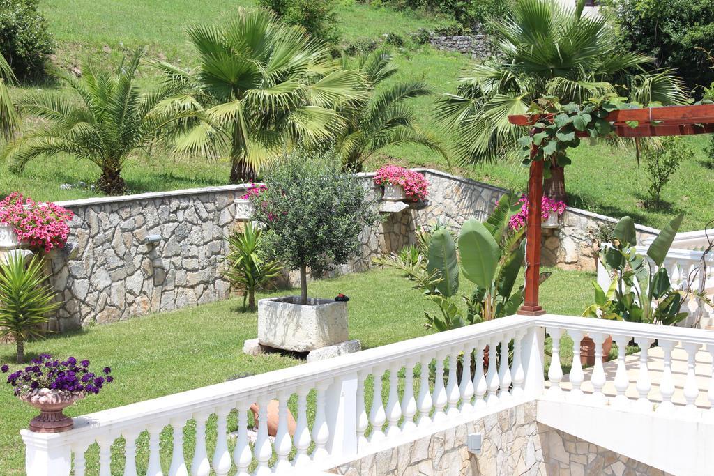 Monte Aria Panorama Suites Herceg Novi Exteriör bild